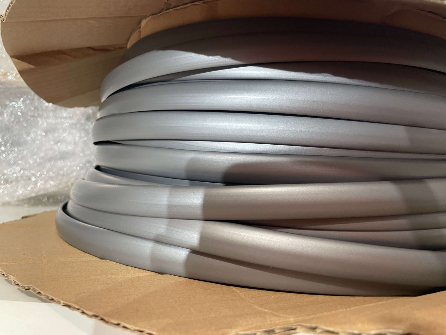 canto-t-instalacion-presion-adhesivo