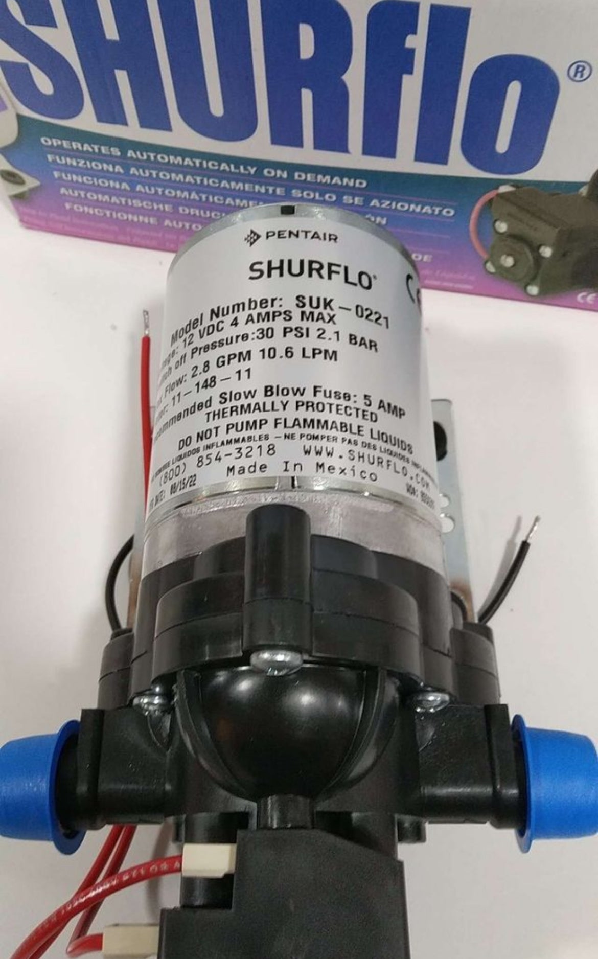 SHURflo 12V 2.8 bar con presión automática