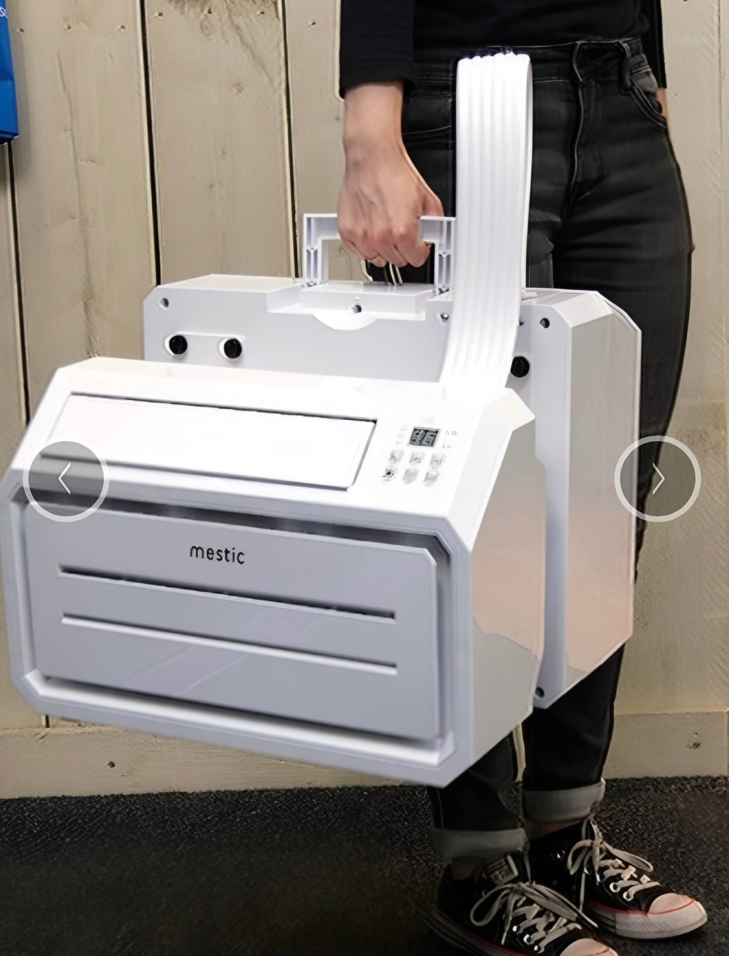 Modo noche activado en aire acondicionado portátil Mestic SPA-3000