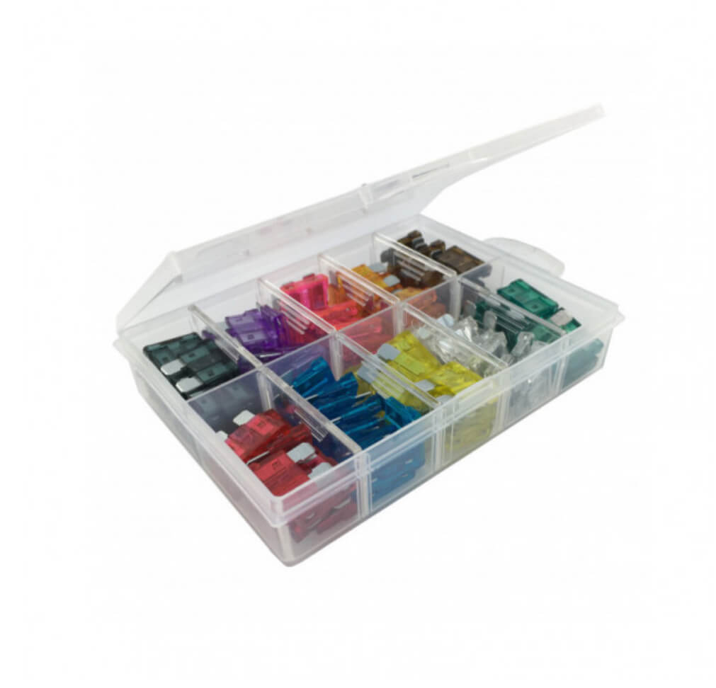 Caja fusibles diferentes