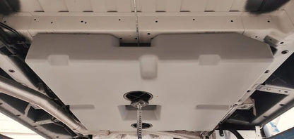 Detalle de conexiones de entrada, salida y respiro del depósito 113 L.