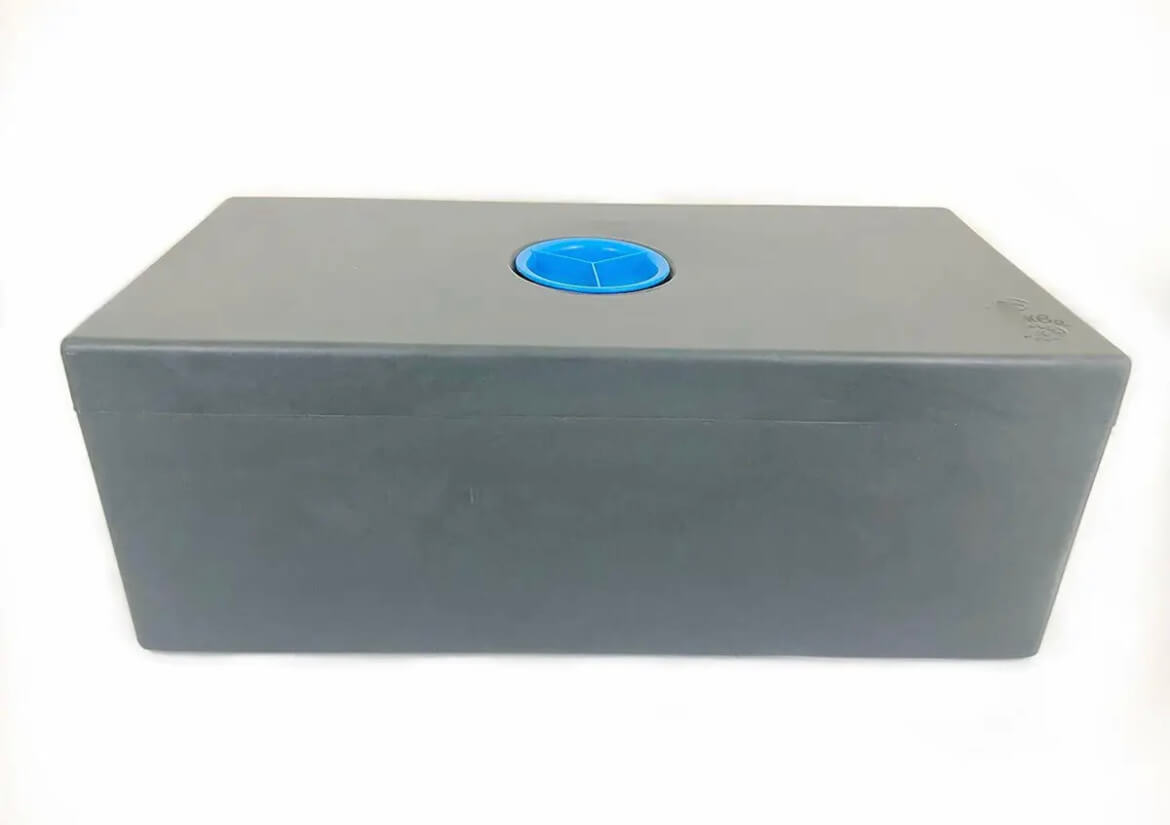 Depósito de aguas grises 100 L 750×400×350 mm en HDPE gris | STCampervan