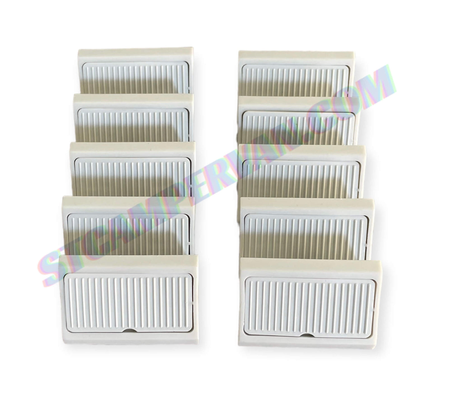 Detalle tapa embellecedora que oculta tornillos