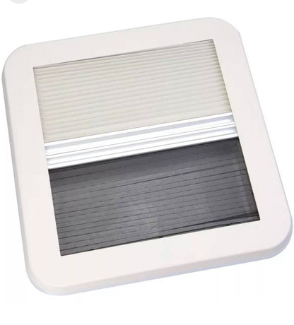 Instalación de la claraboya Freucamp en techo de 28 a 50 mm.