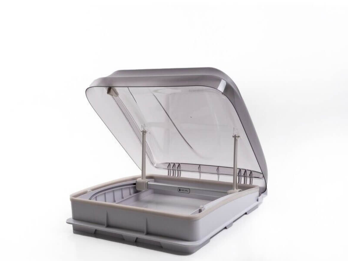 Tapa transparente ligeramente ahumada de la claraboya Freucamp.